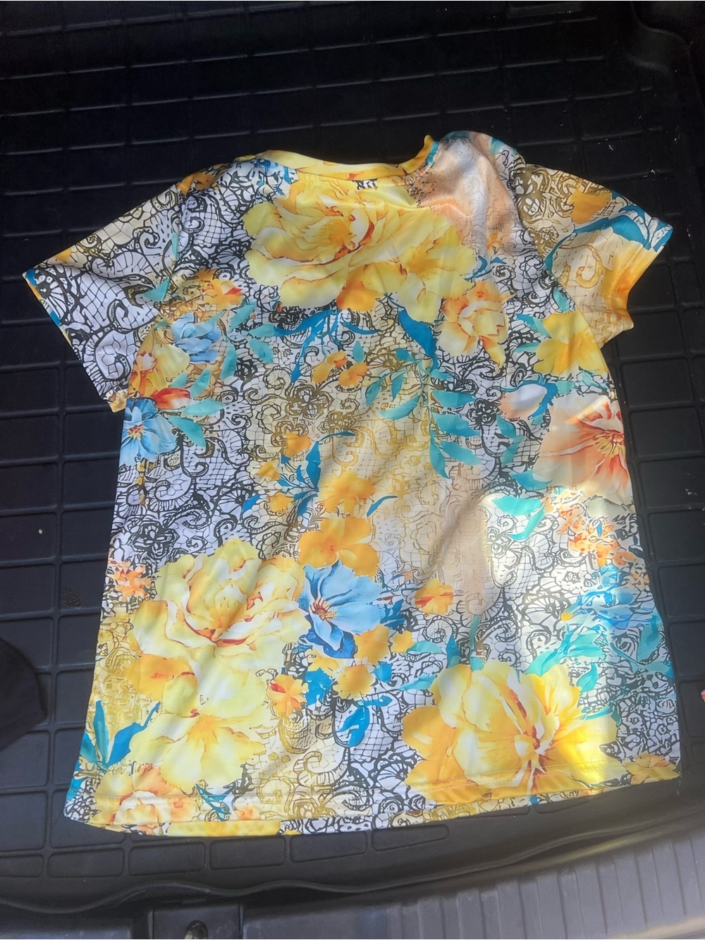 Floral Short Sleeve Top in Yellow & Blue XL